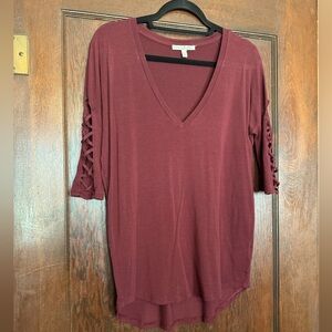 Women’s Express “One Eleven” Maroon Blouse w/ criss cross sleeves - S (Medium)